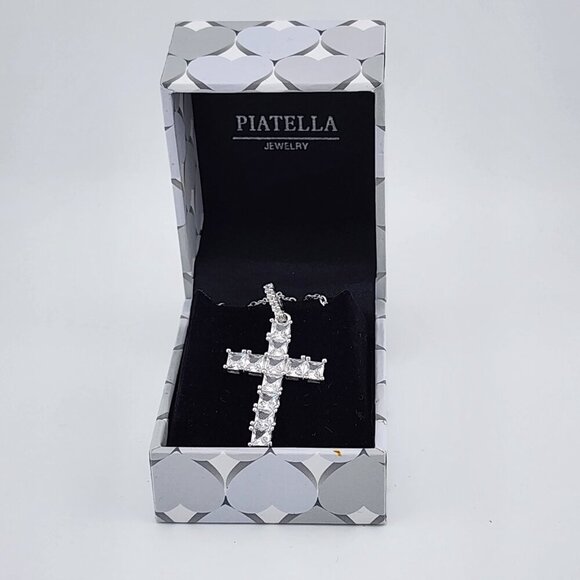 Square-Cut Gemstone Cross Necklace for a Modern Touch - Picture 6 of 6